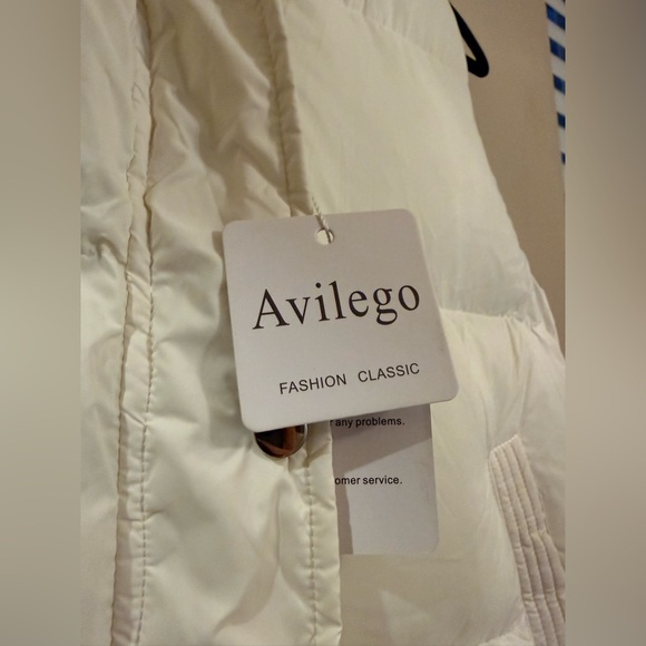 Avilego Longline Puffer Vest | NWT | Cream | Medium - Picture 2 of 7